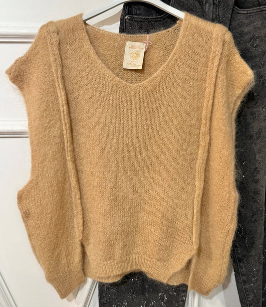 Tank knit seam detail - camel
