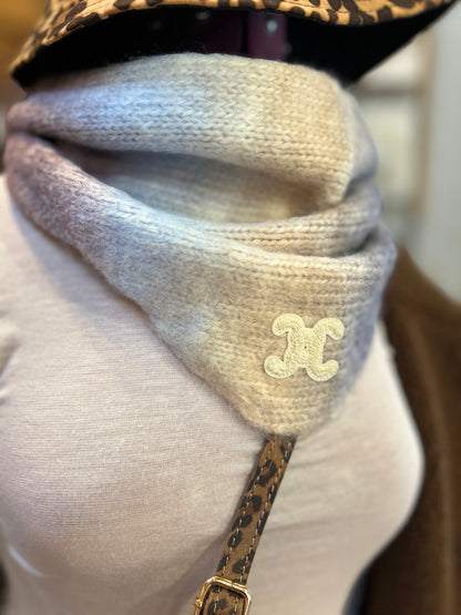 Ombre neck scarf wine