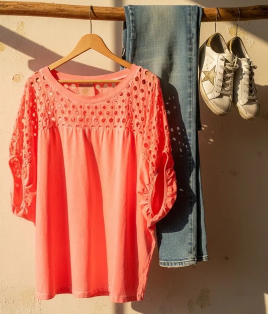 AV top coral