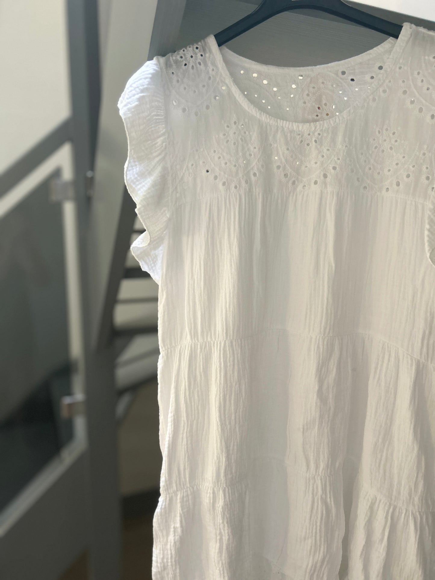 Broderie detail dress white