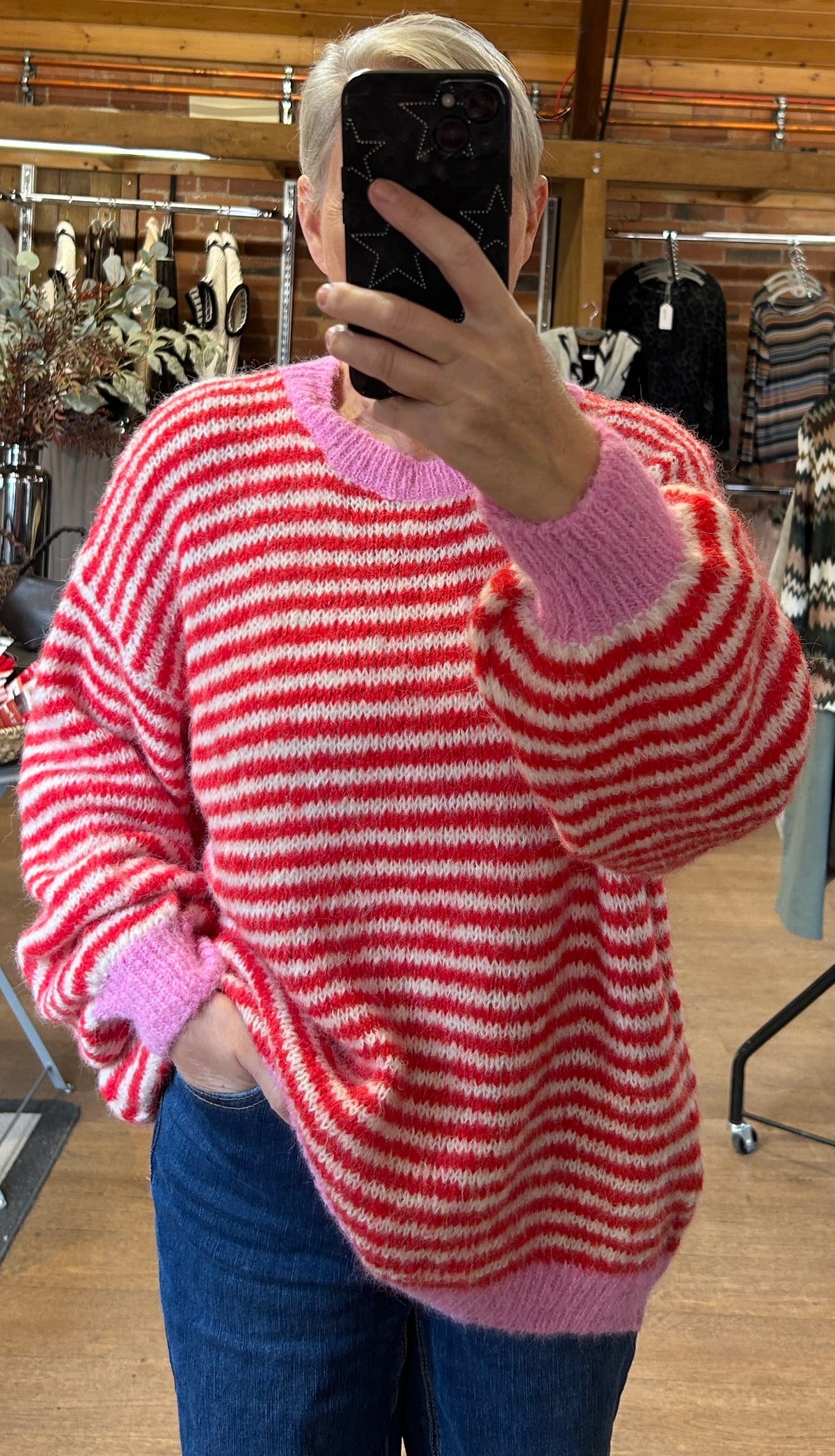 Stripes knit RED