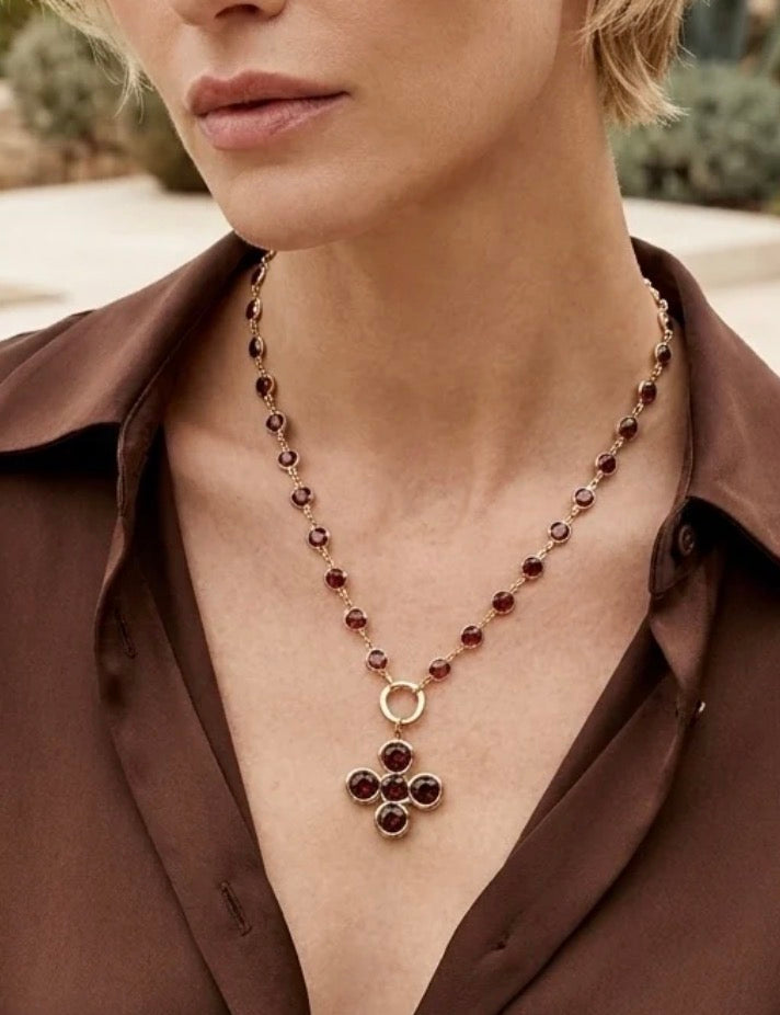 Plum stone clover necklace