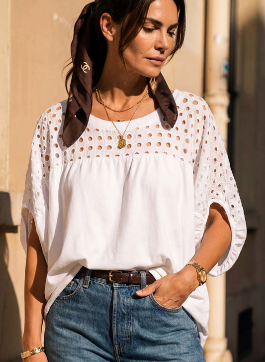 AV top white