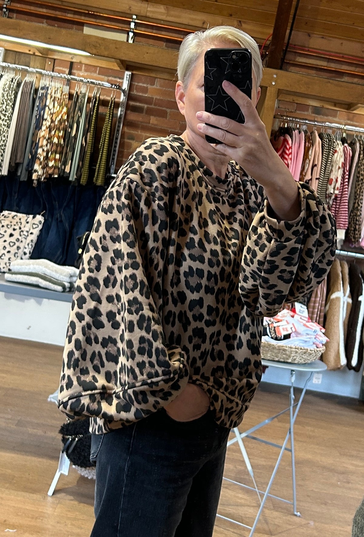 Leopard sweatshirt
