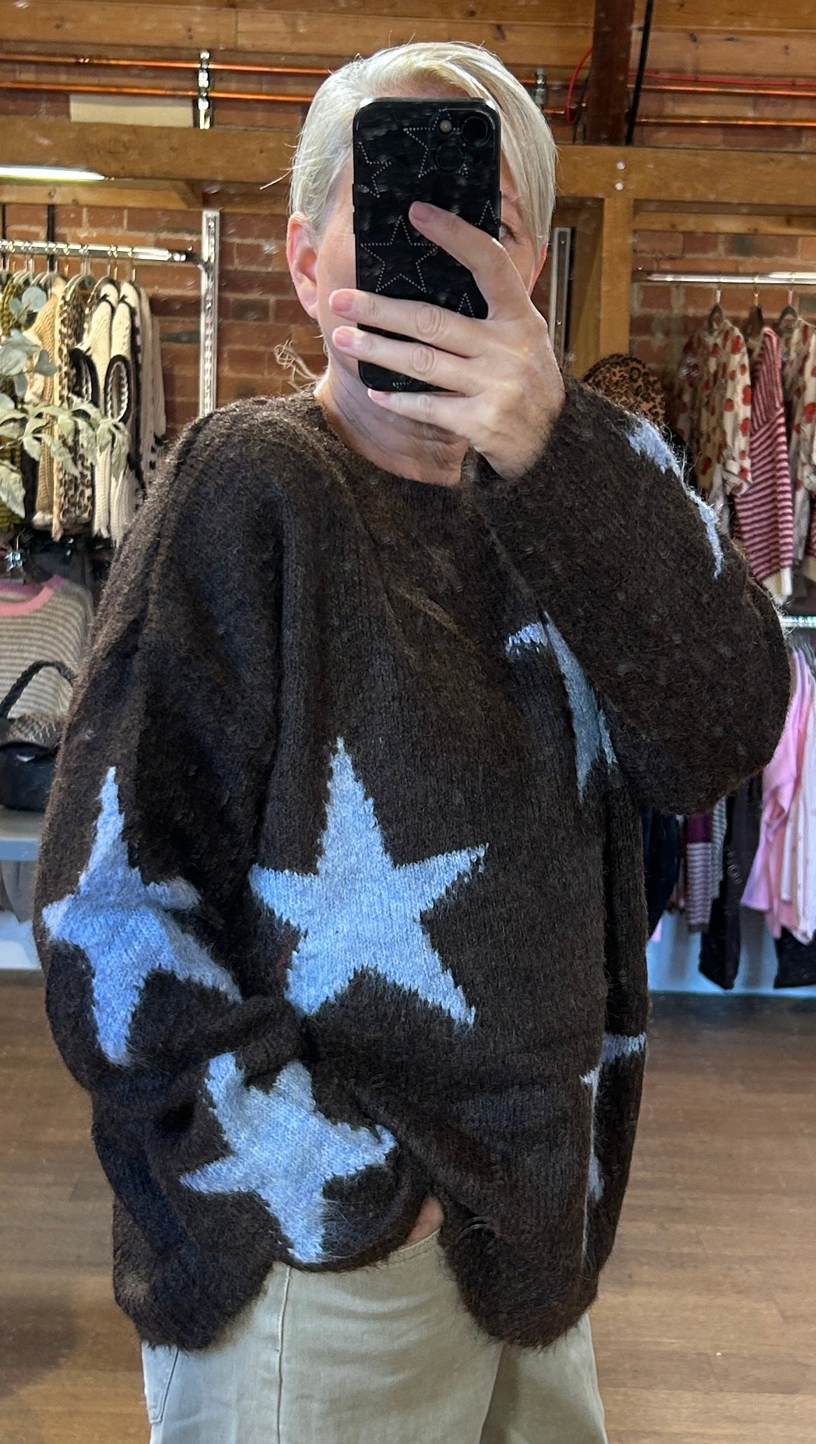 Choc knit/blue stars