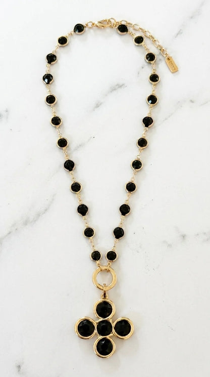 Black stone clover necklace