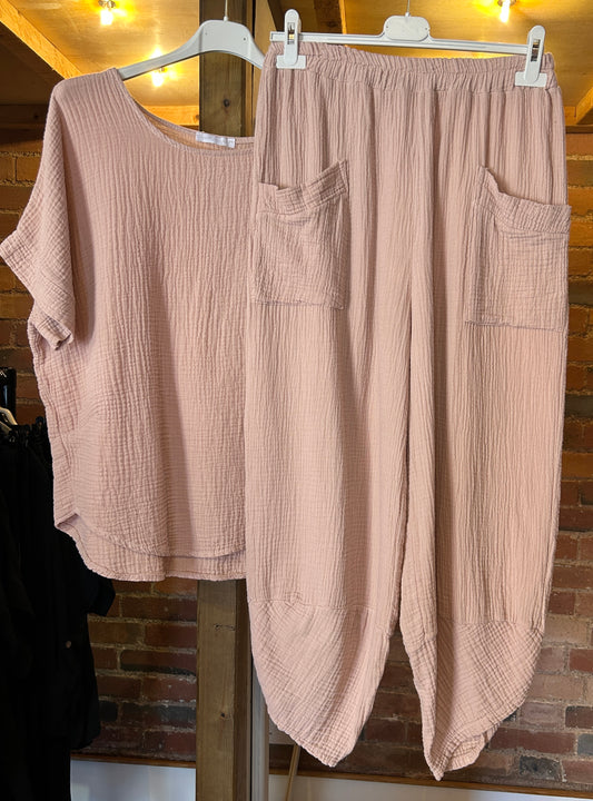 Cheesecloth top & trousers set dusky pink