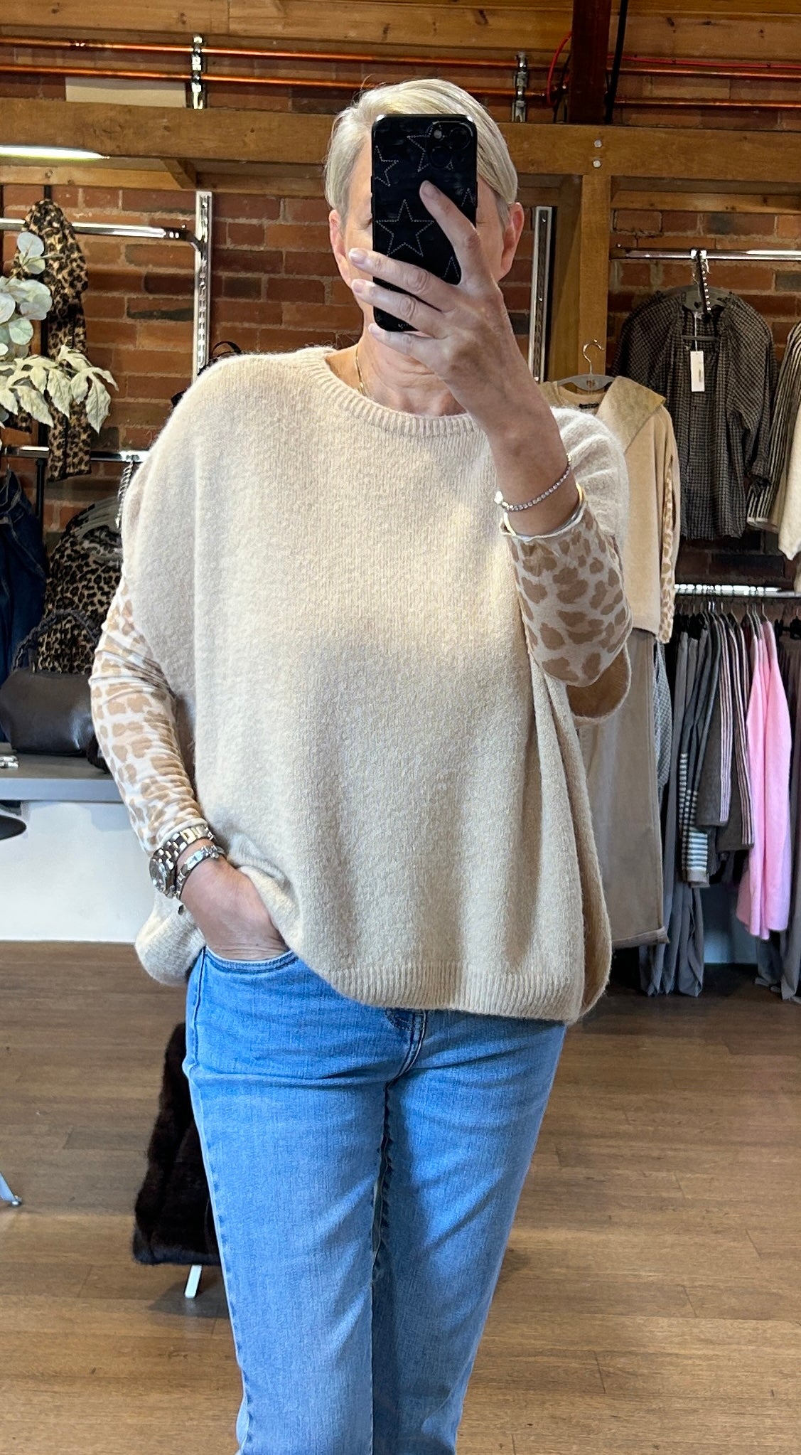 Sleeveless knit camel