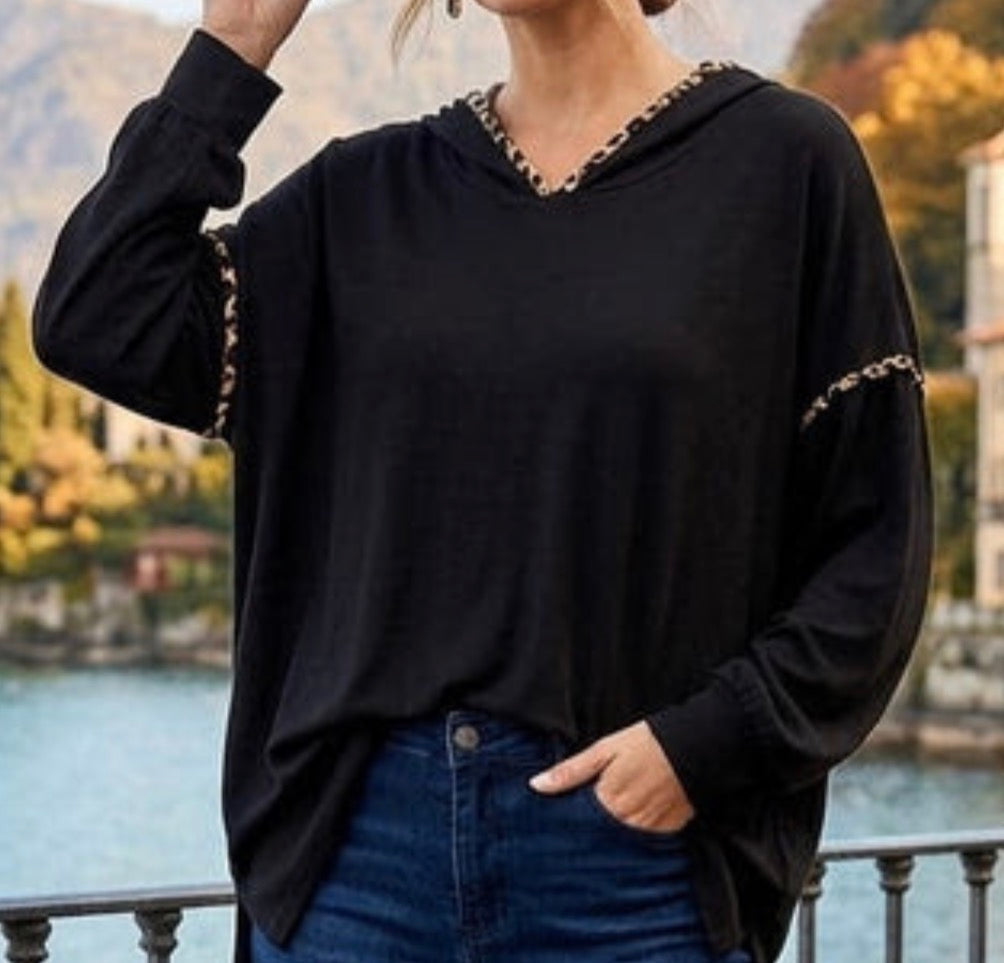 Leopard trim hoodie black