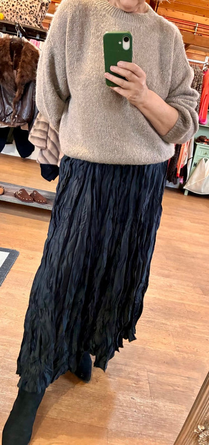 Crinkle skirt black